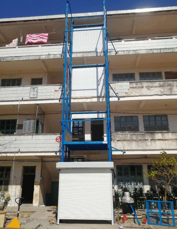 德州室外升降货梯